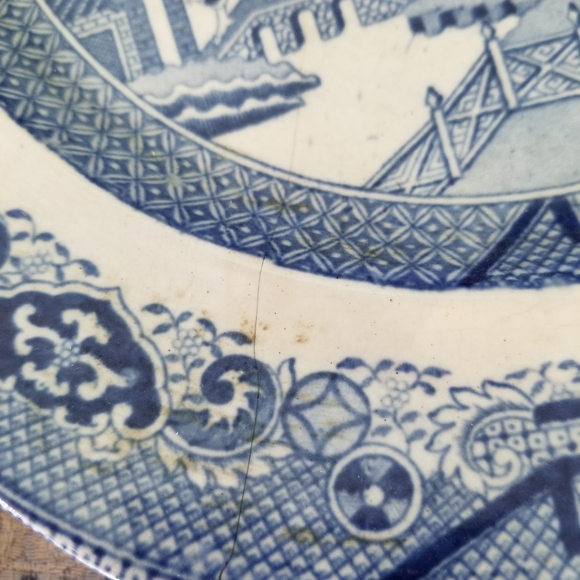 Two Staffordshire Antique Plates. - Picture 12 of 16